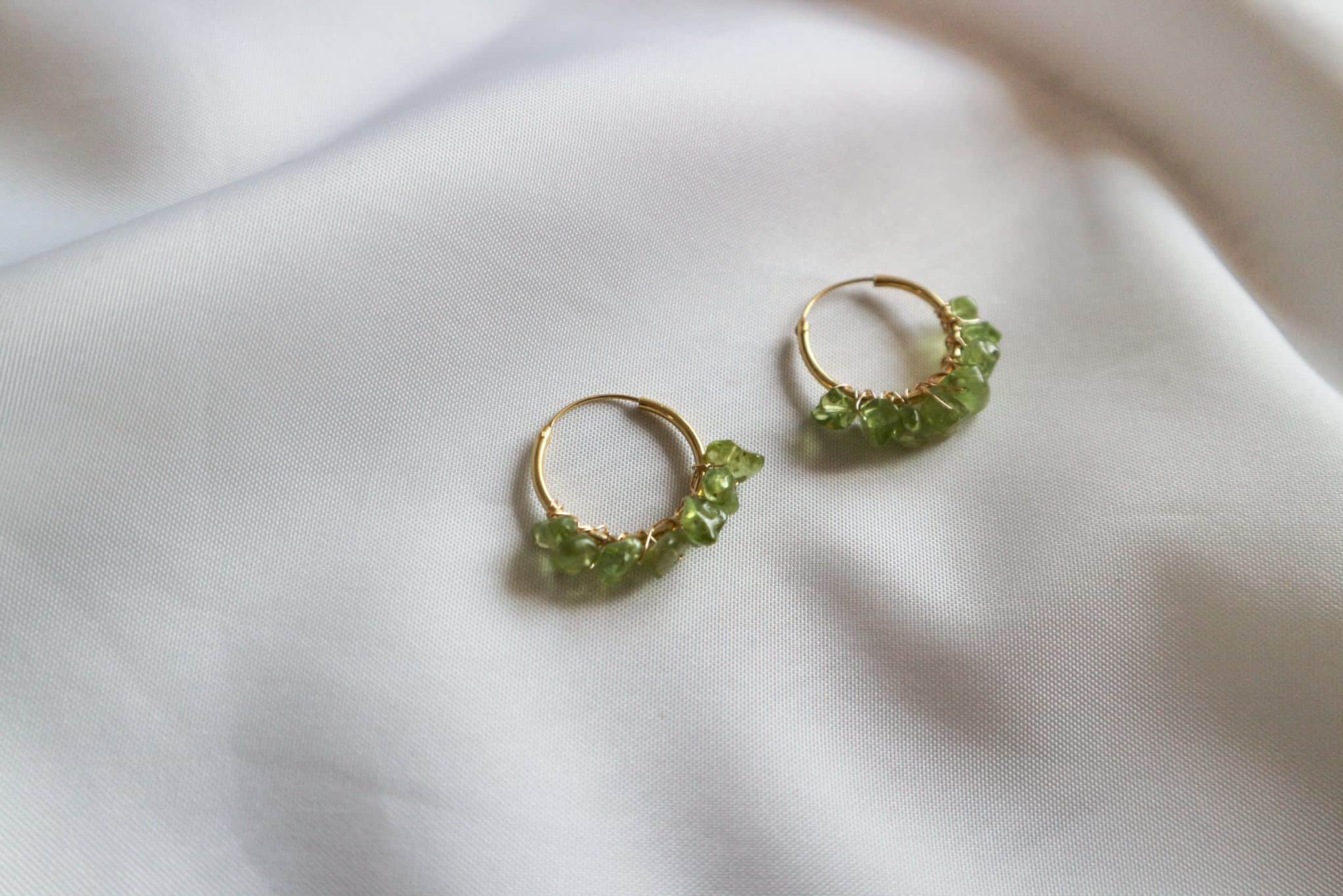 Play with me earrings peridot