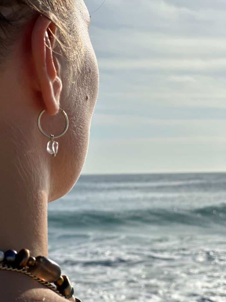 Minimalist beauty rock crystal earring