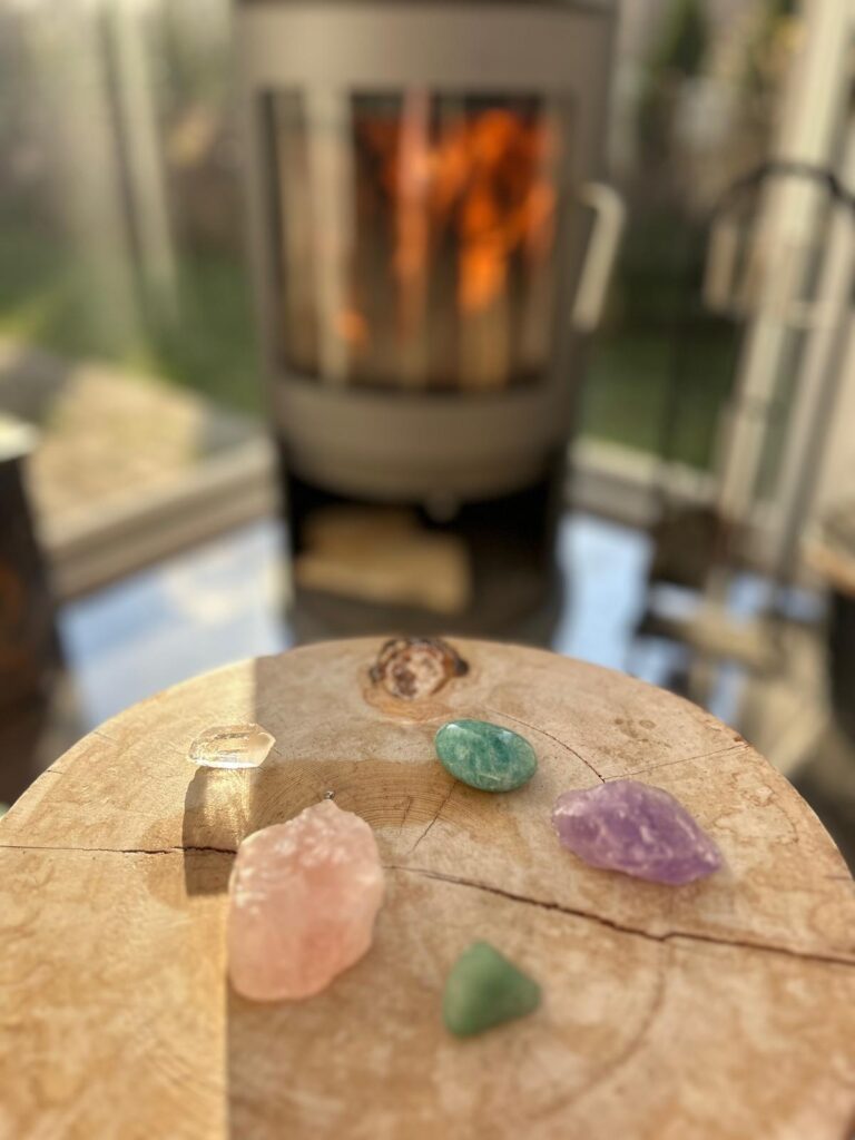 - WOWO vibes Kivien symboliikka, löydä oma voimakivesi