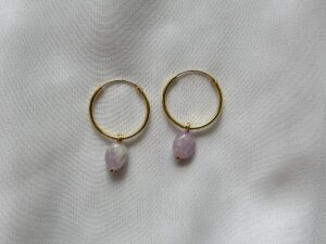 Minimalist beauty -korvakorut ametisti