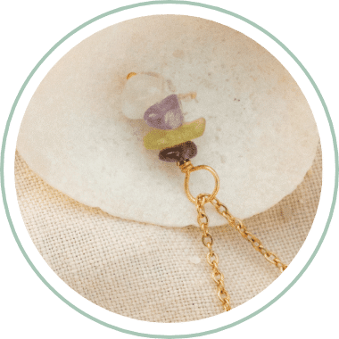 - WOWO vibes Necklaces - kaulakorut