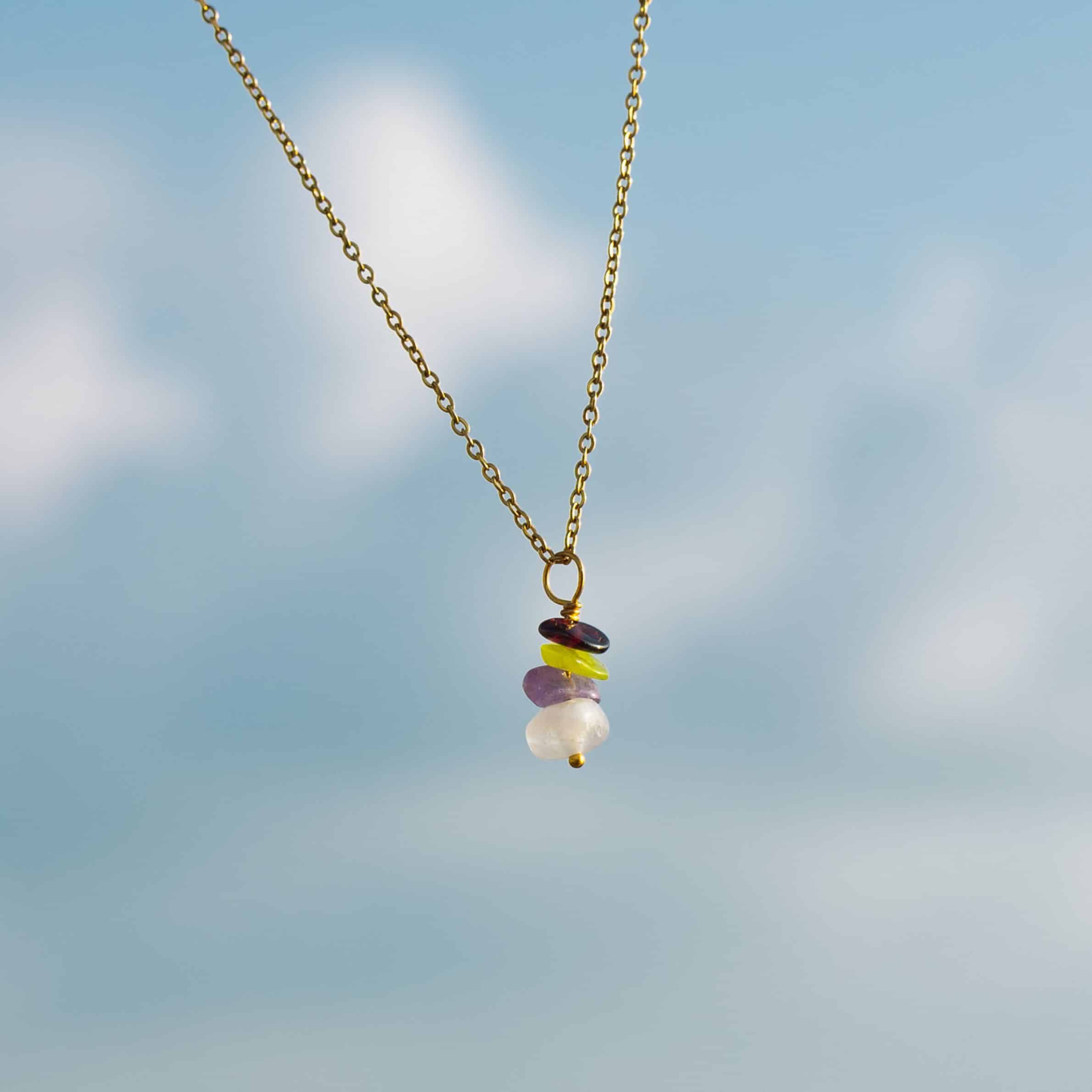 My loved ones -kaulakoru neljällä kivellä - WOWO vibes KAULAKORUT