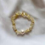 Time to SHINE -sitriinikäsikoru